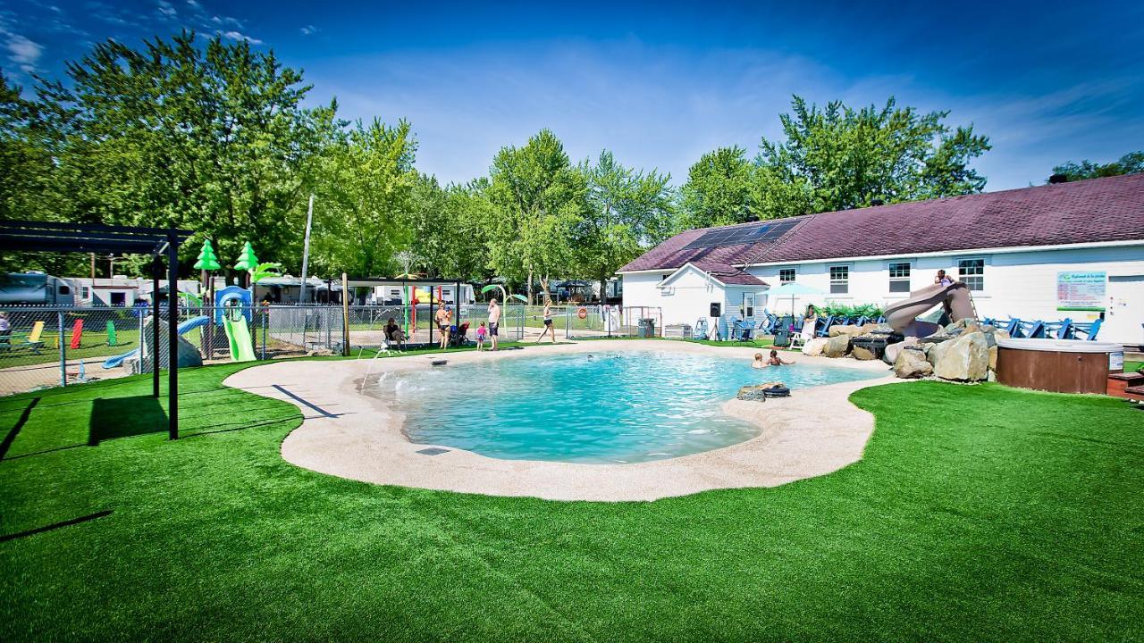 Auberge Papillon Lune Richmond Екстер'єр фото