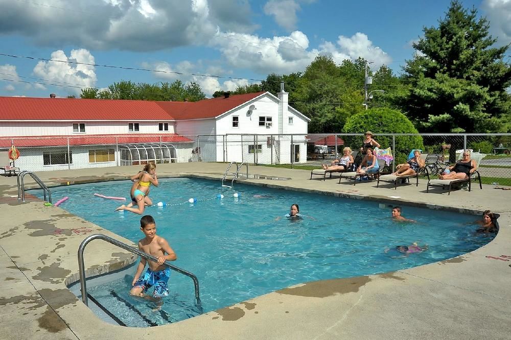 Auberge Papillon Lune Richmond Екстер'єр фото