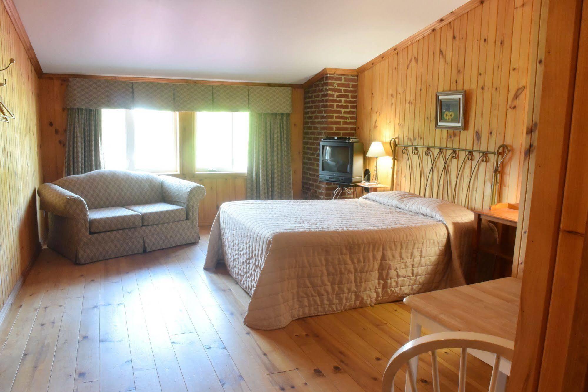 Auberge Papillon Lune Richmond Екстер'єр фото