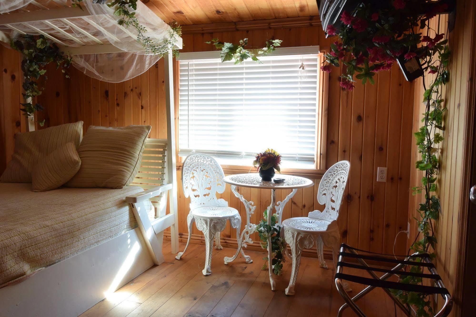 Auberge Papillon Lune Richmond Екстер'єр фото