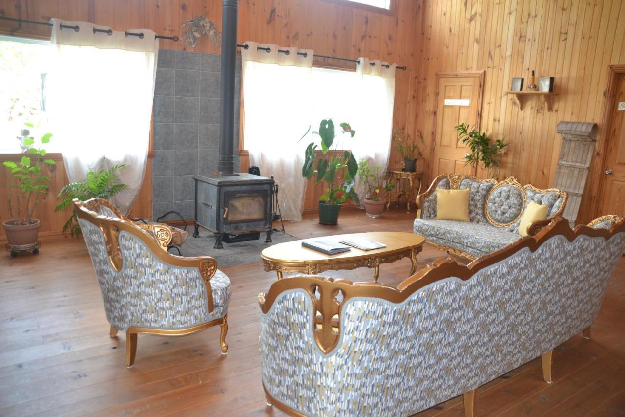 Auberge Papillon Lune Richmond Екстер'єр фото